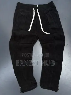 Hard Joggers and Side Pocket