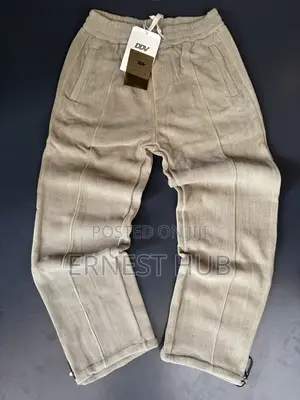 Hard Joggers and Side Pocket