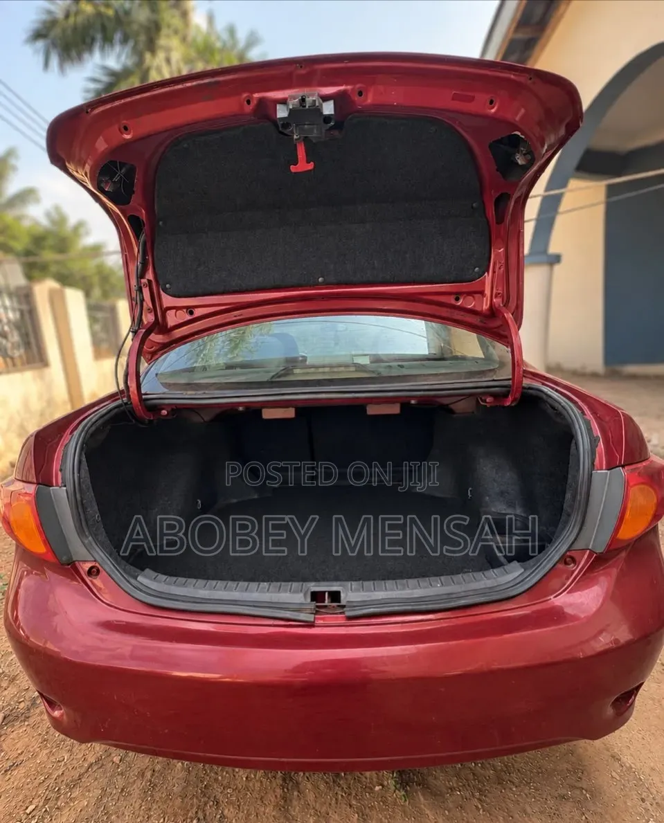 Toyota Corolla LE 4dr Sedan (1.8L 4cyl 4A) 2010 Red