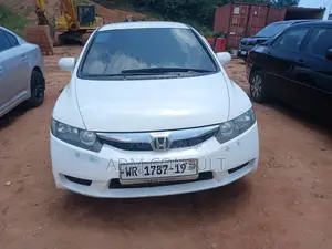 Honda Civic 2011 White