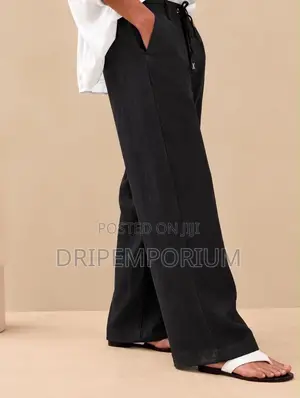 Line Trouser