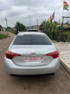 Toyota Corolla 2016 Gray