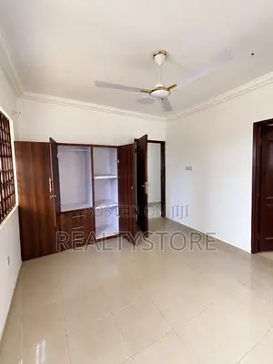 3bdrm Duplex in Abokobi, Accra Metropolitan for sale