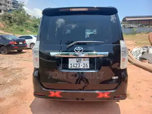 Toyota Voxy 2013 Black