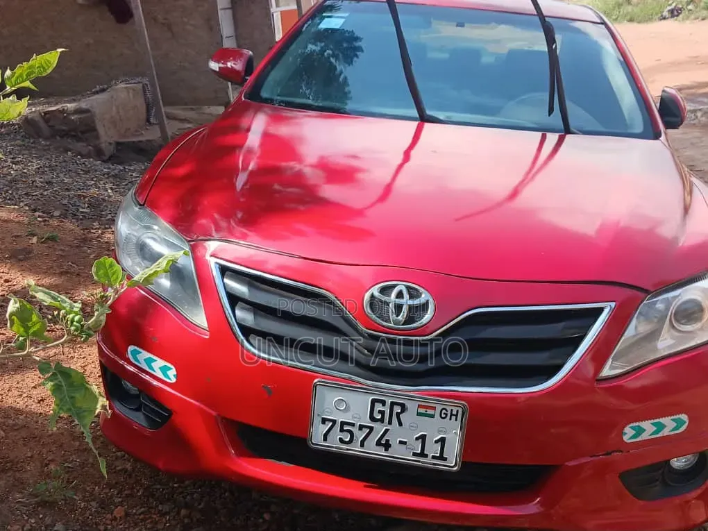 Toyota Camry 2010 Red