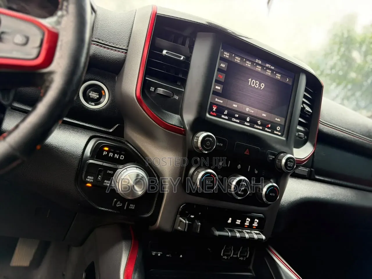 RAM 1500 Rebel Crew Cab 5.6 ft SB 2023 Silver