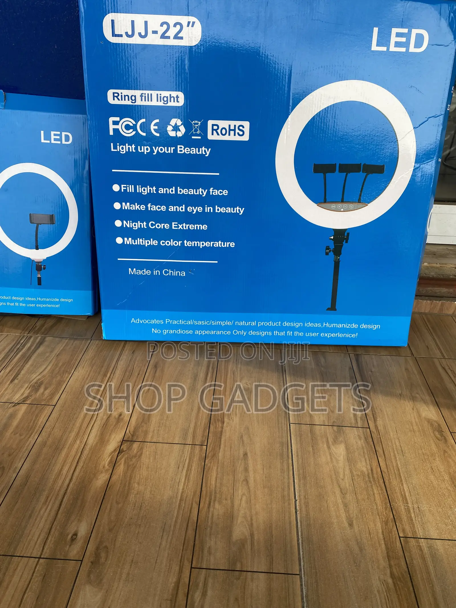 22” Ringlight With Stand & Remote Control