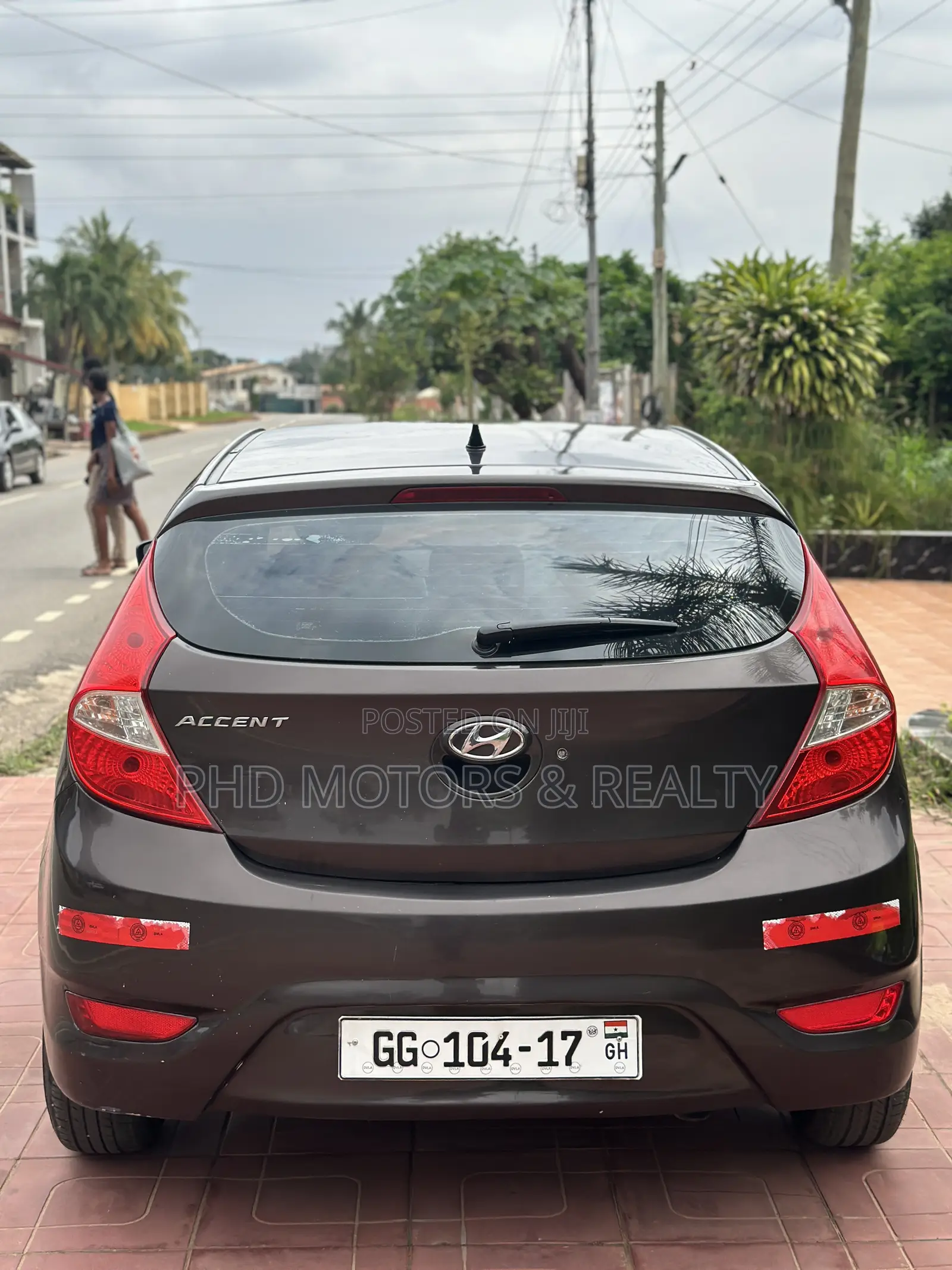 Hyundai Accent GS 4dr Hatchback (1.6L 4cyl 6A) 2015 Brown
