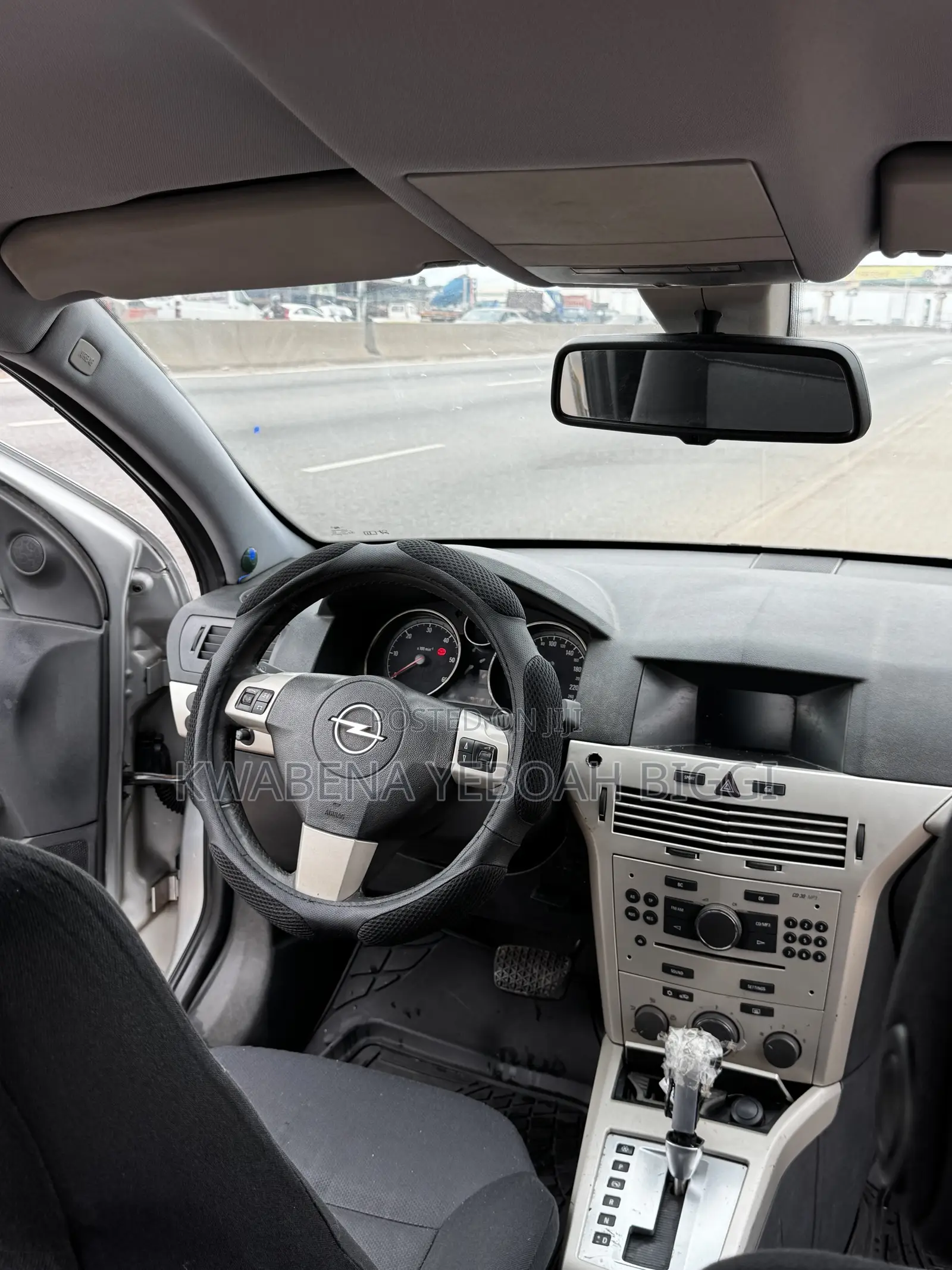 Opel Astra 1.9 CDTi Enjoy 2011 Silver
