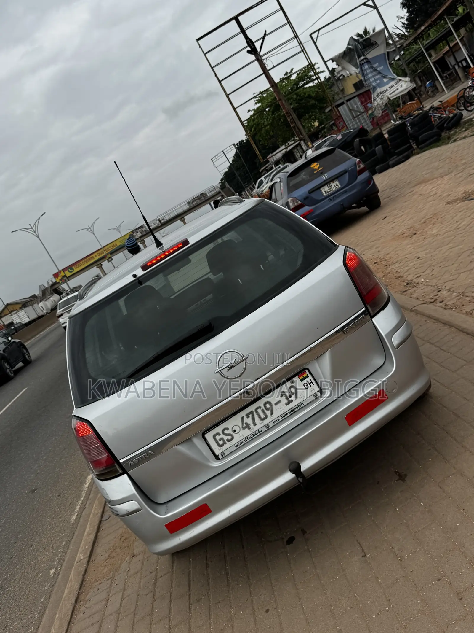 Opel Astra 1.9 CDTi Enjoy 2011 Silver