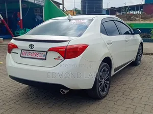 Toyota Corolla 2016 White