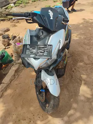 Yamaha Aerox 2022 Black