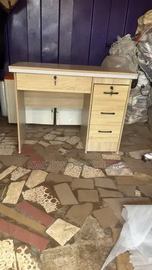Office Table for Student and Homes