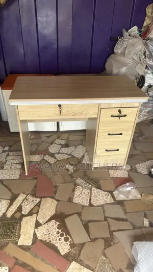 Office Table for Student and Homes
