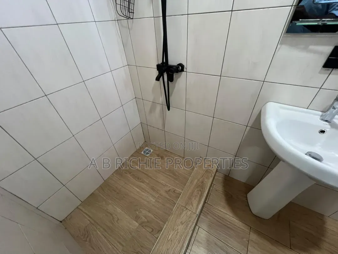 2bdrm Apartment in Ab Richie Properties, Tseaddo for rent