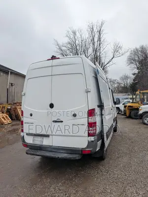 Mercedes-Benz Sprinter 2015 White
