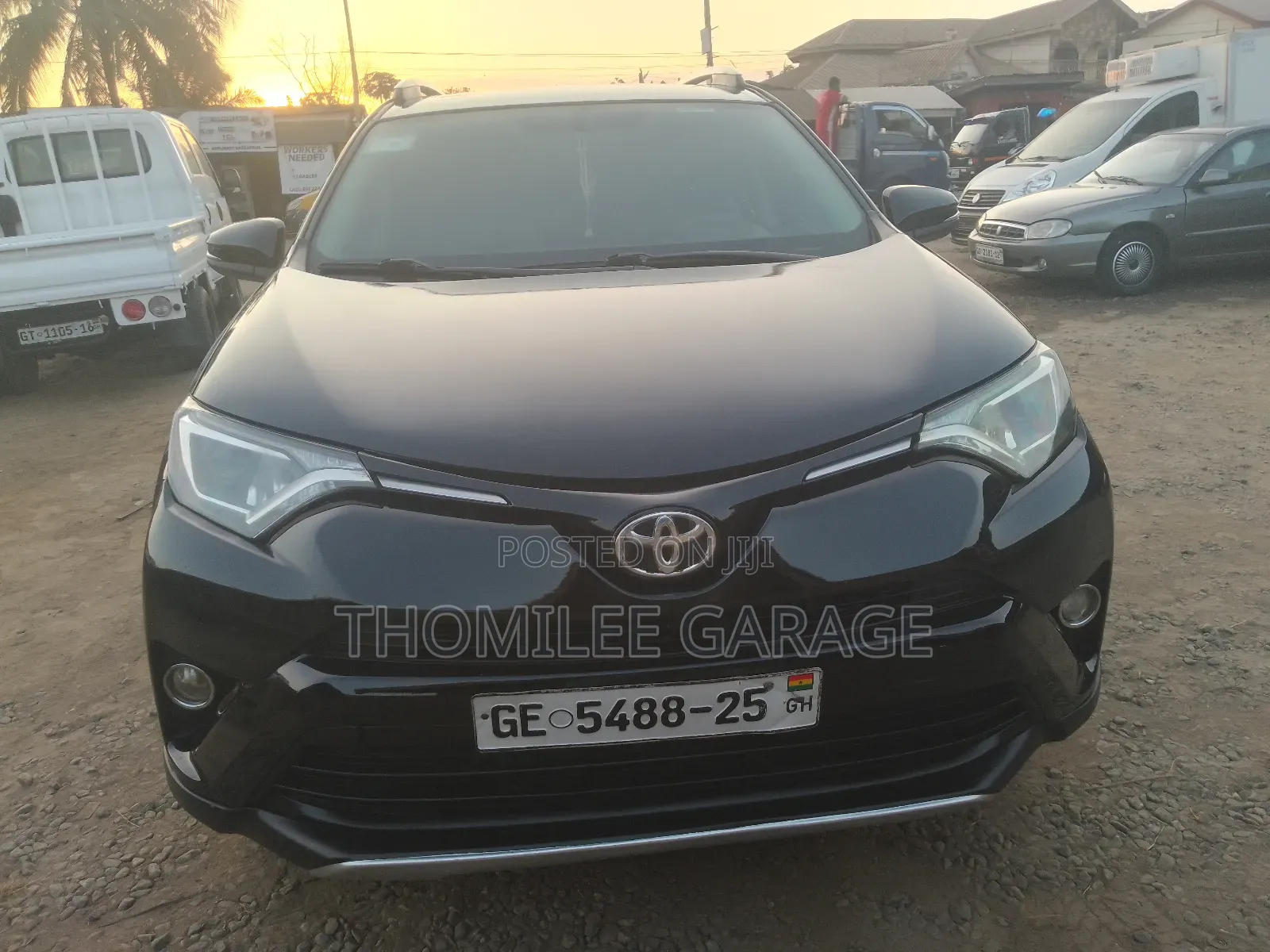 Toyota RAV4 LE AWD (2.5L 4cyl 6A) 2016 Black
