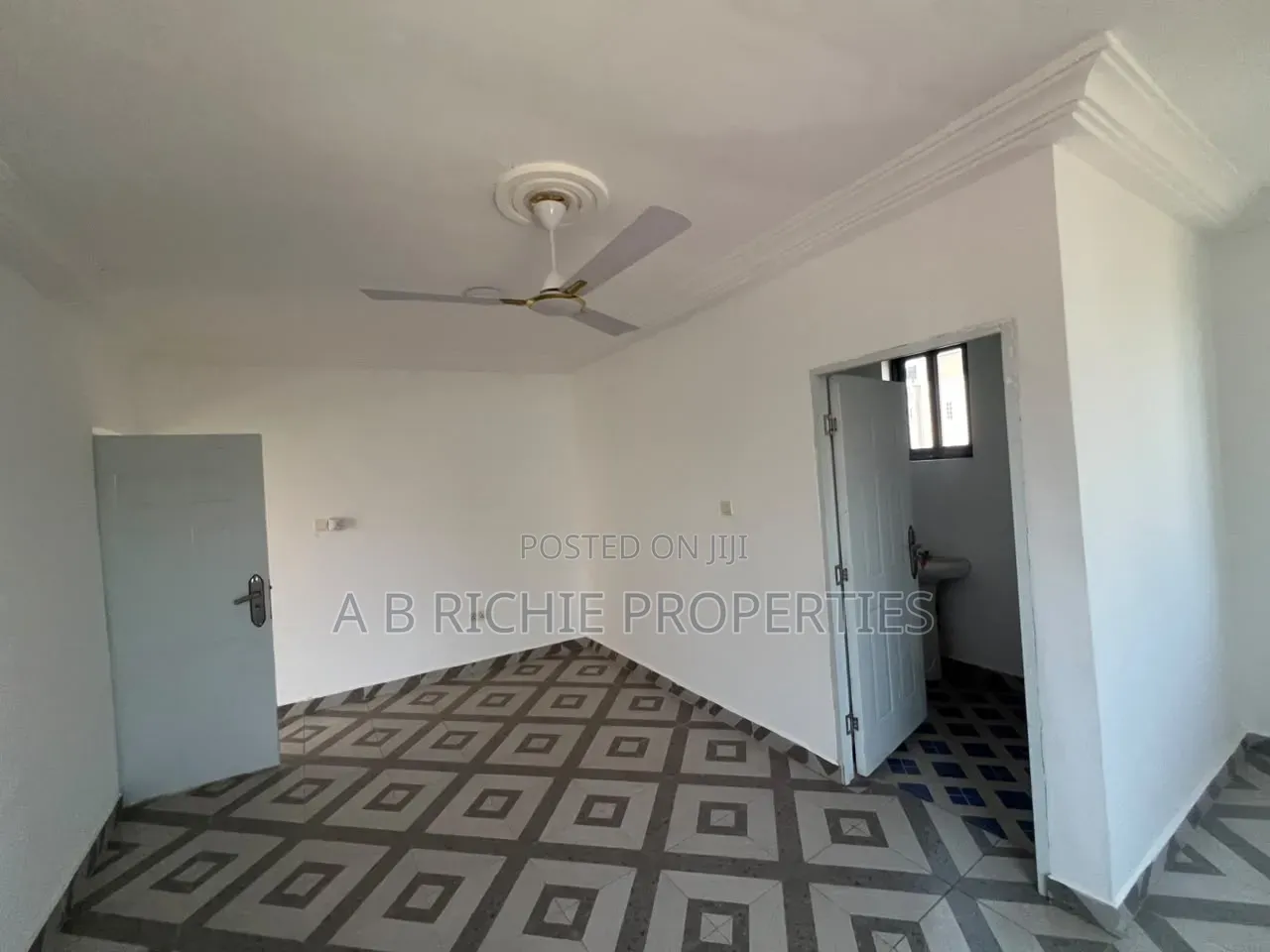 1bdrm Apartment in Ab Richie Properties, Tseaddo for rent