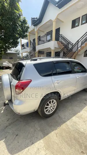 Toyota RAV4 2012 Silver