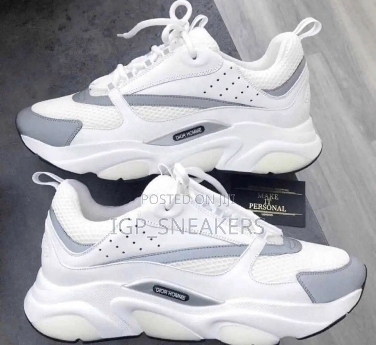Dior B22 Technical