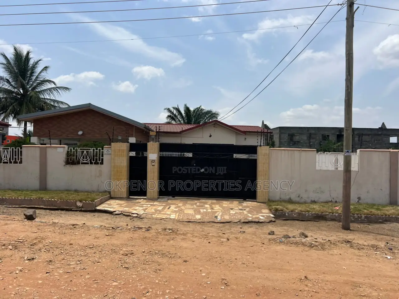 4bdrm House in Afienya, Tema Metropolitan for sale