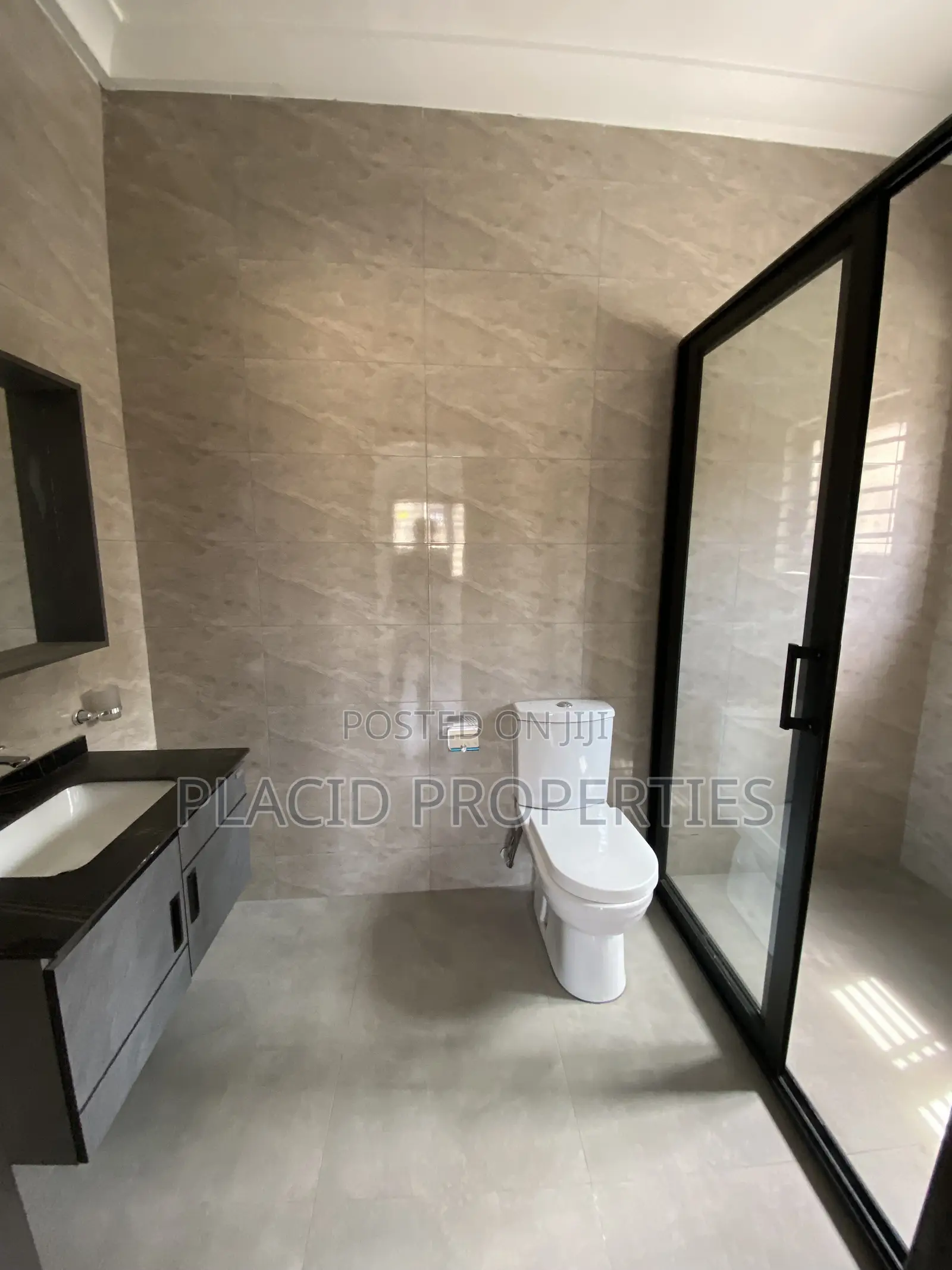 2bdrm Apartment in Atomic Energy, Haatso for rent