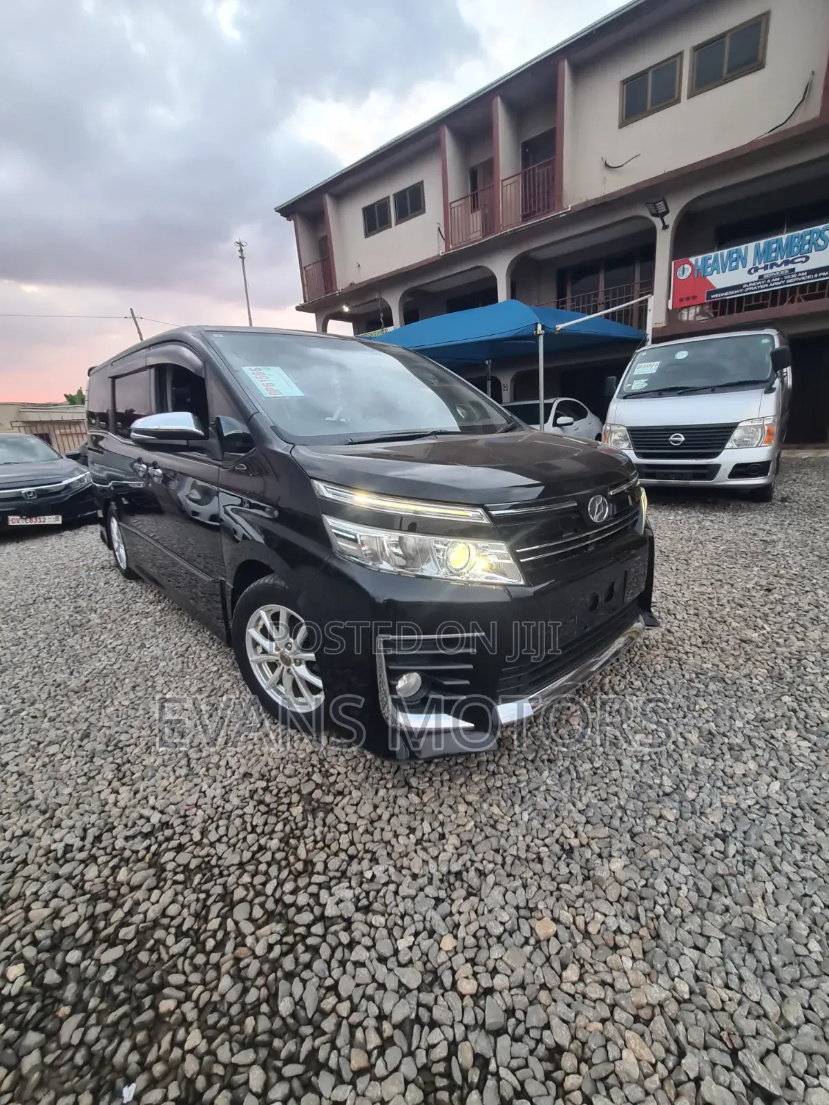 Toyota Voxy V 4WD 8-Seater 2015 Black