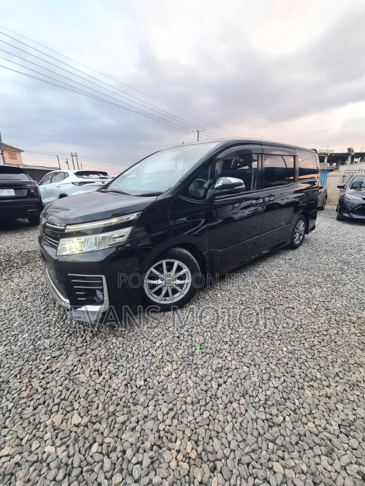 Toyota Voxy V 4WD 8-Seater 2015 Black
