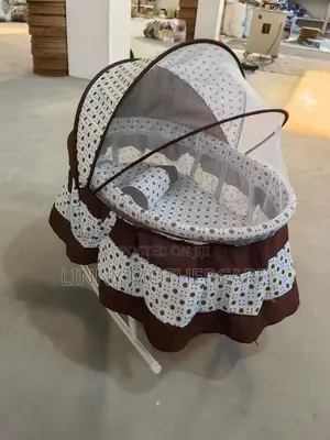Baby Soothing Swing Cradle/Cot