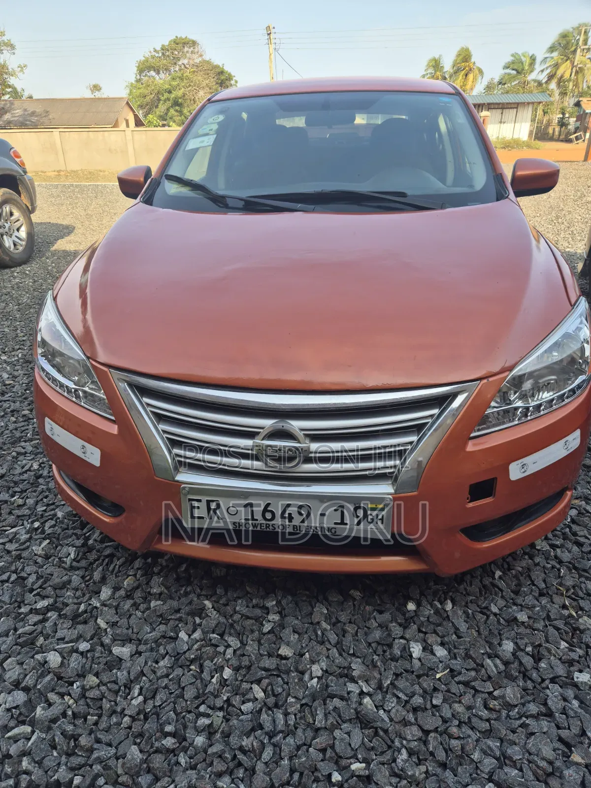 Nissan Sentra SV 4dr Sedan (1.8L 4cyl CVT) 2015 Orange
