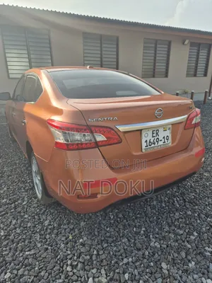 Nissan Sentra SV 4dr Sedan (1.8L 4cyl CVT) 2015 Orange