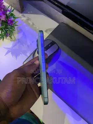 Apple iPhone 16 128 GB Blue