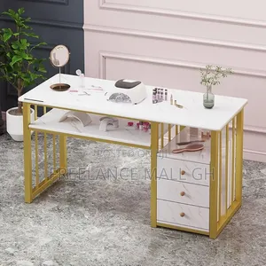 Pedicure Table