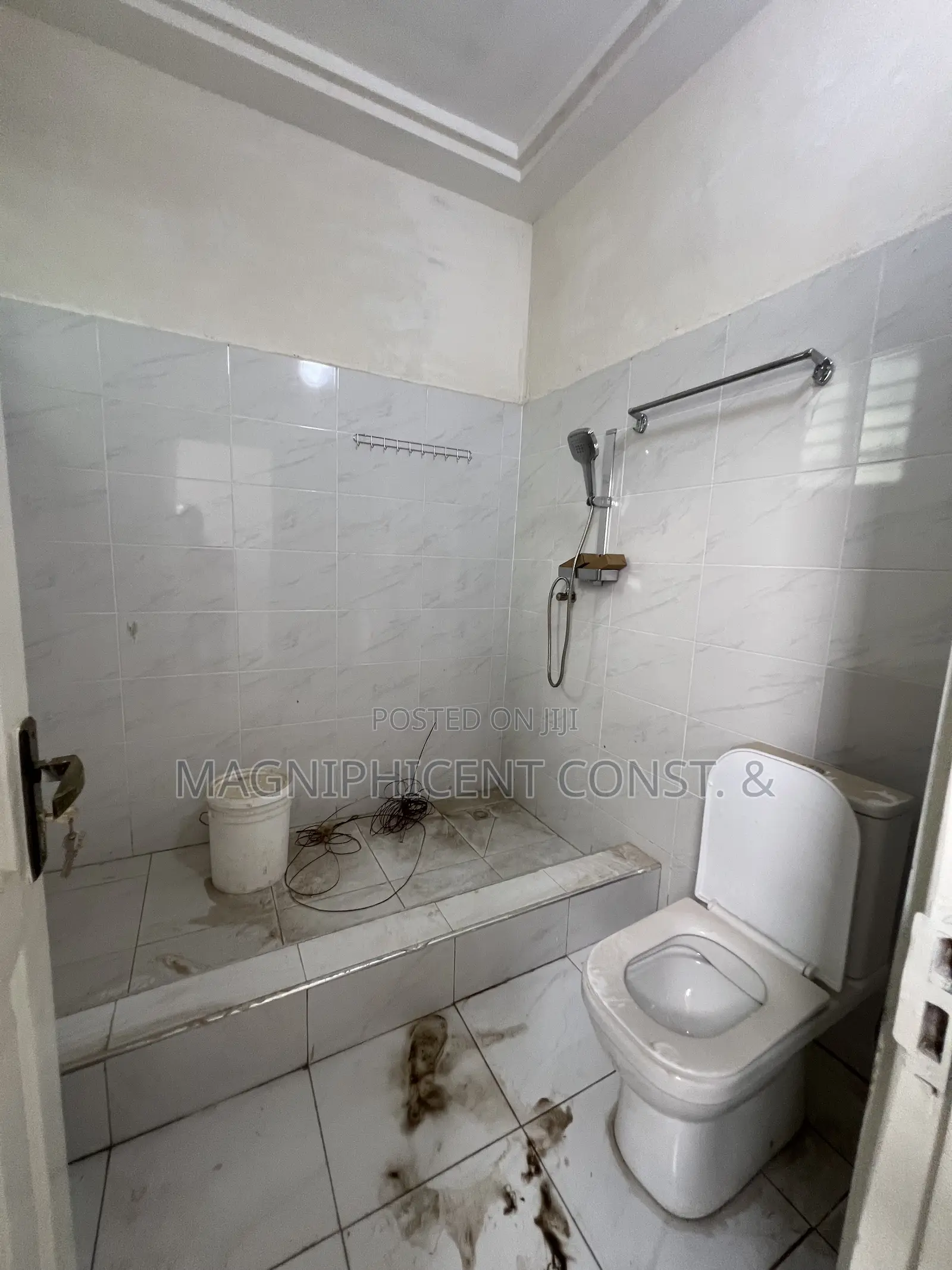 1bdrm Apartment in Hills Estate, Ashaley Botwe for rent