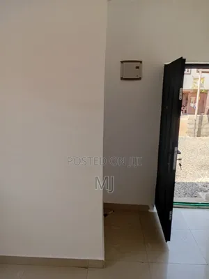 1bdrm Apartment in Mej, School Junction for rent