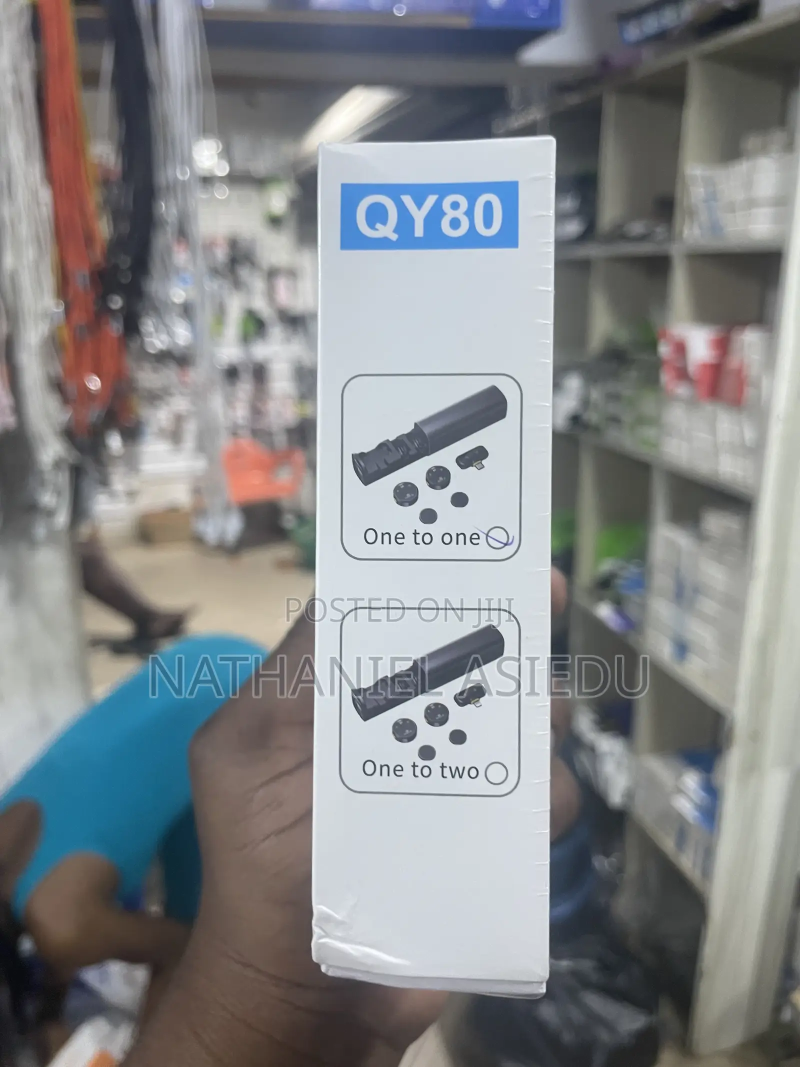 QY80 Wireless Lavalier Microphone