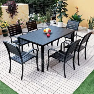 Outdoor Dining Unit