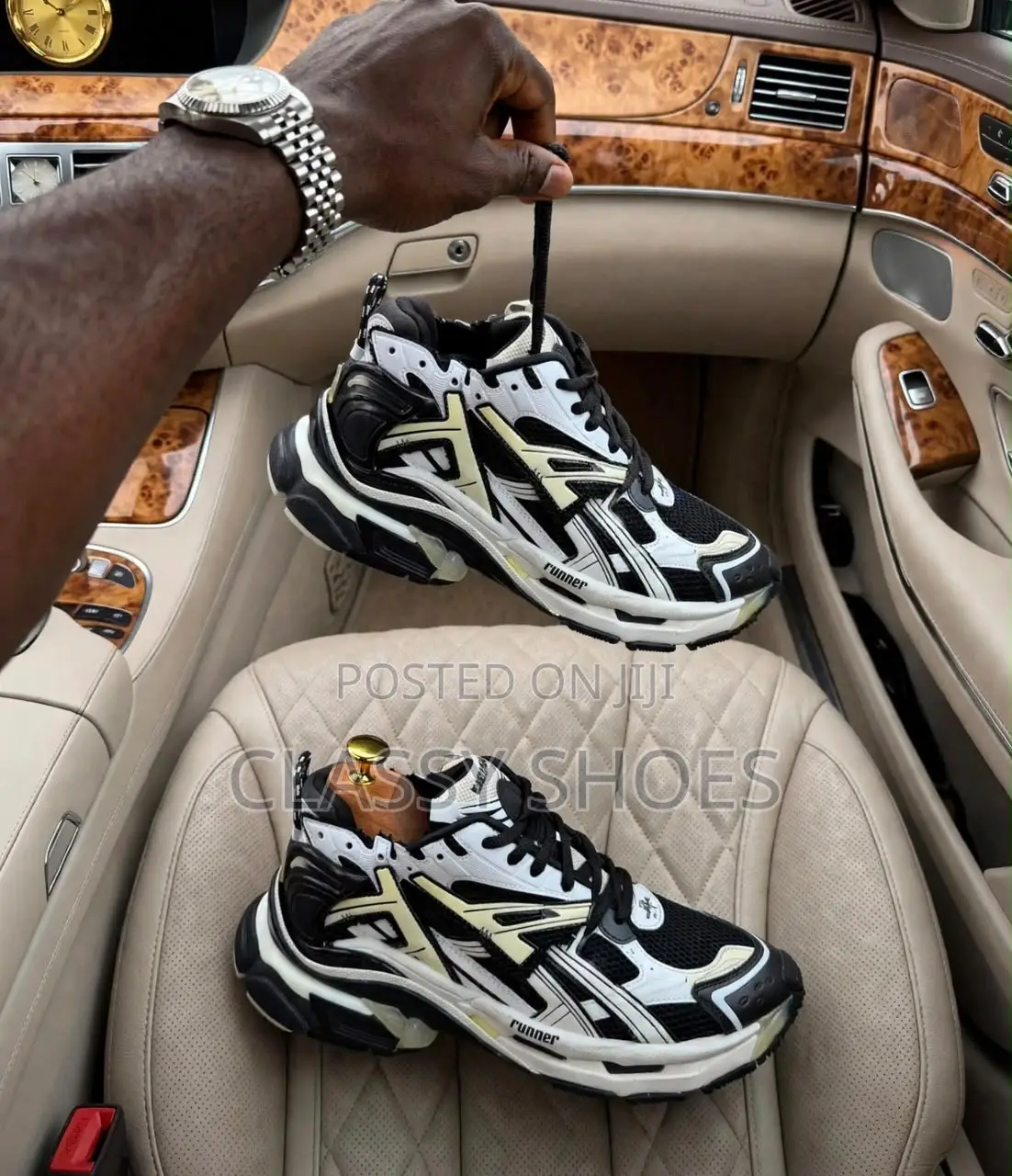 Balenciaga Runner