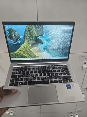Laptop HP EliteBook 830 G8 16GB Intel Core i5 SSD 256GB