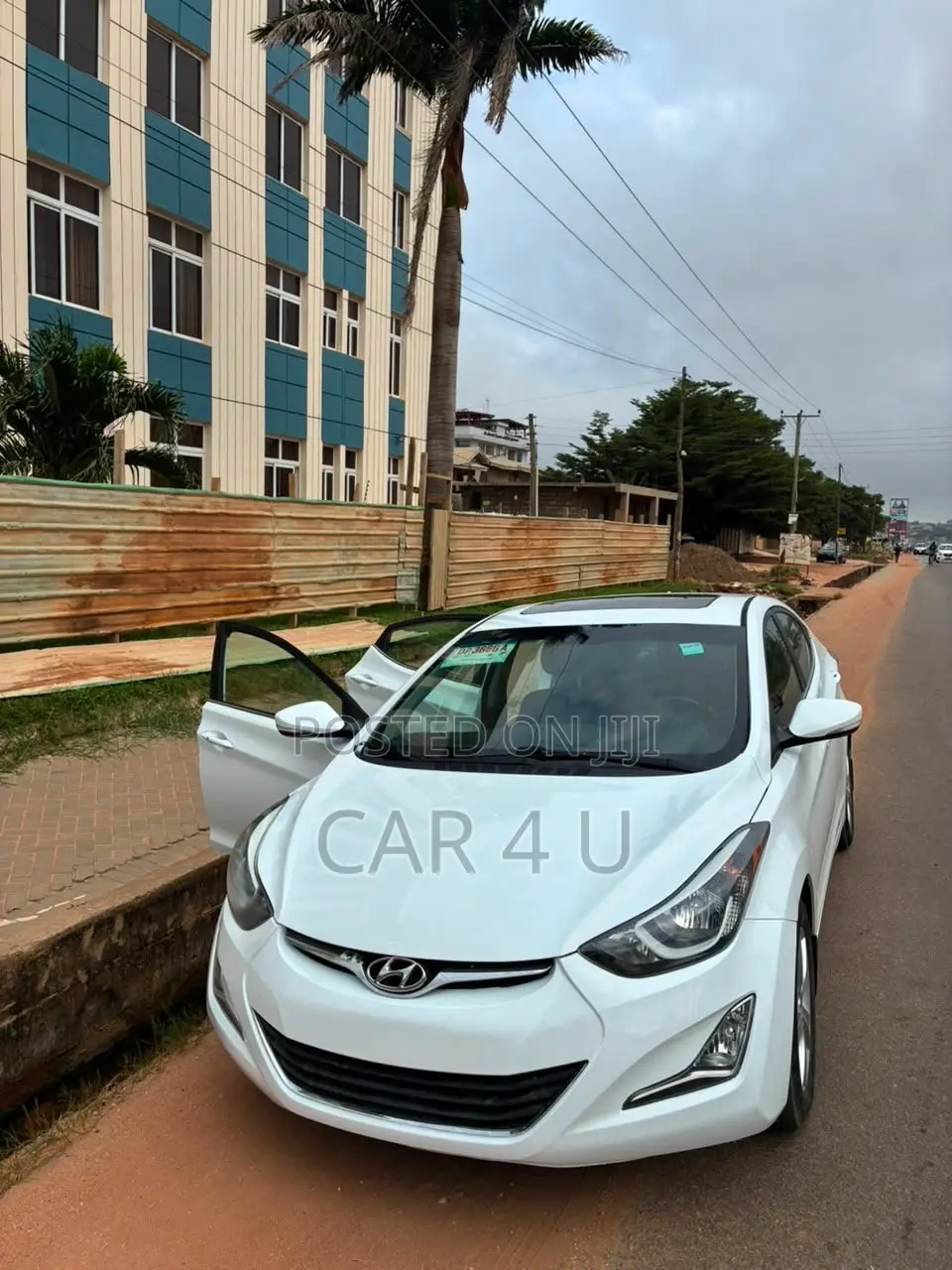 Hyundai Elantra 2016 White