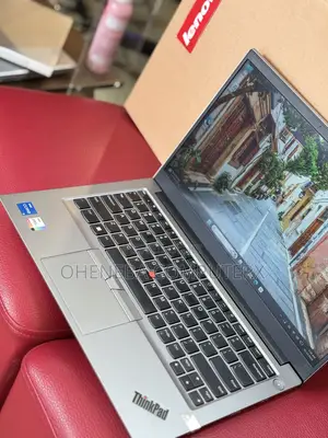 Laptop Lenovo ThinkPad E14 Gen 2 16GB Intel Core i5 SSD 256GB
