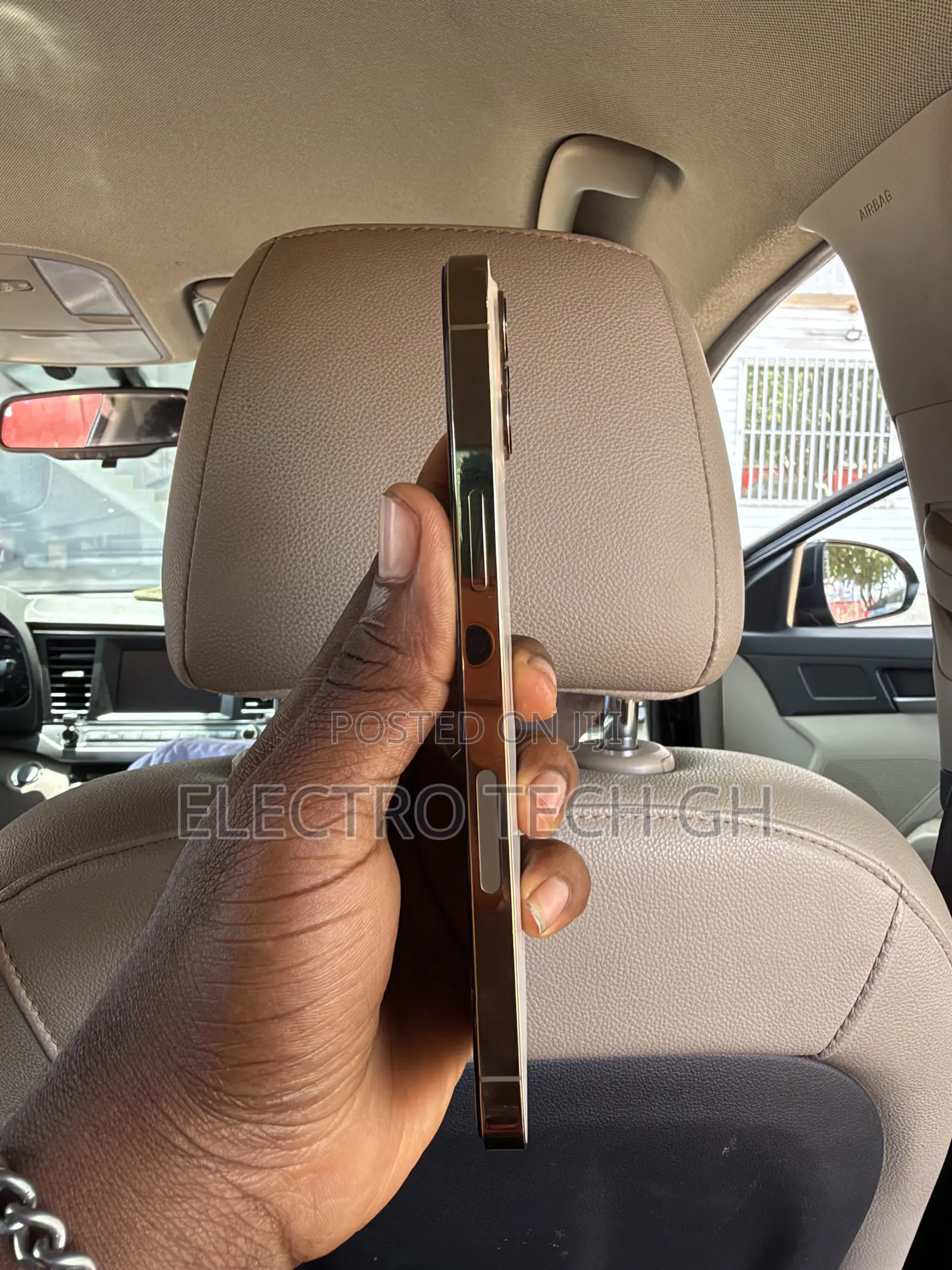 Apple iPhone 16 Pro Max 256 GB Gold