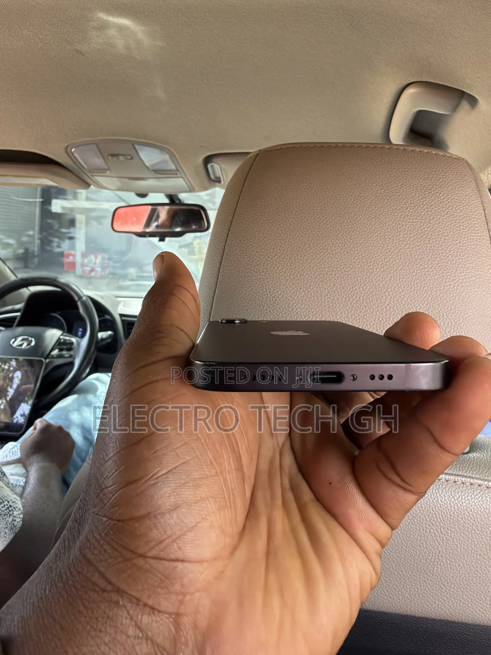 Apple iPhone 16e 128 GB Black
