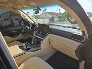 Toyota Land Cruiser 4.0 V6 GX-R 2015 Black