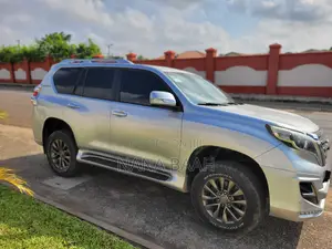 Toyota Land Cruiser Prado 2.7 i 2013 Silver