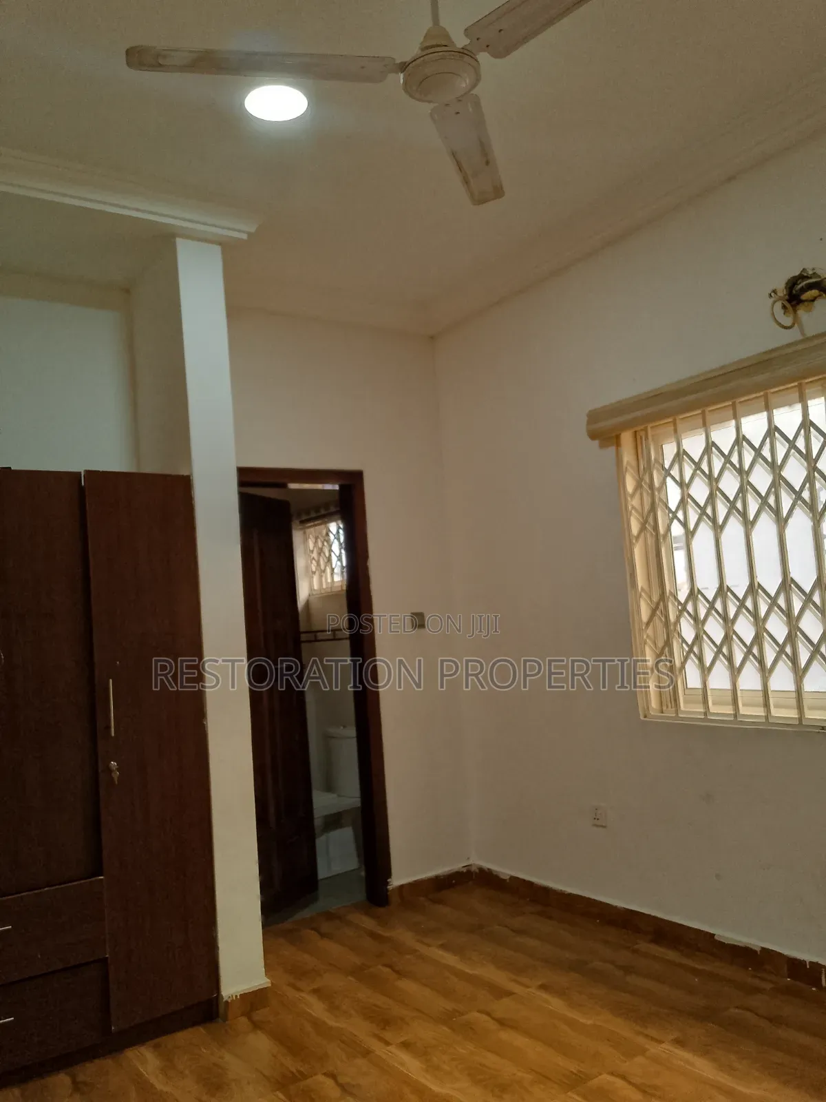 4bdrm House in Lake Side Estate Com for rent