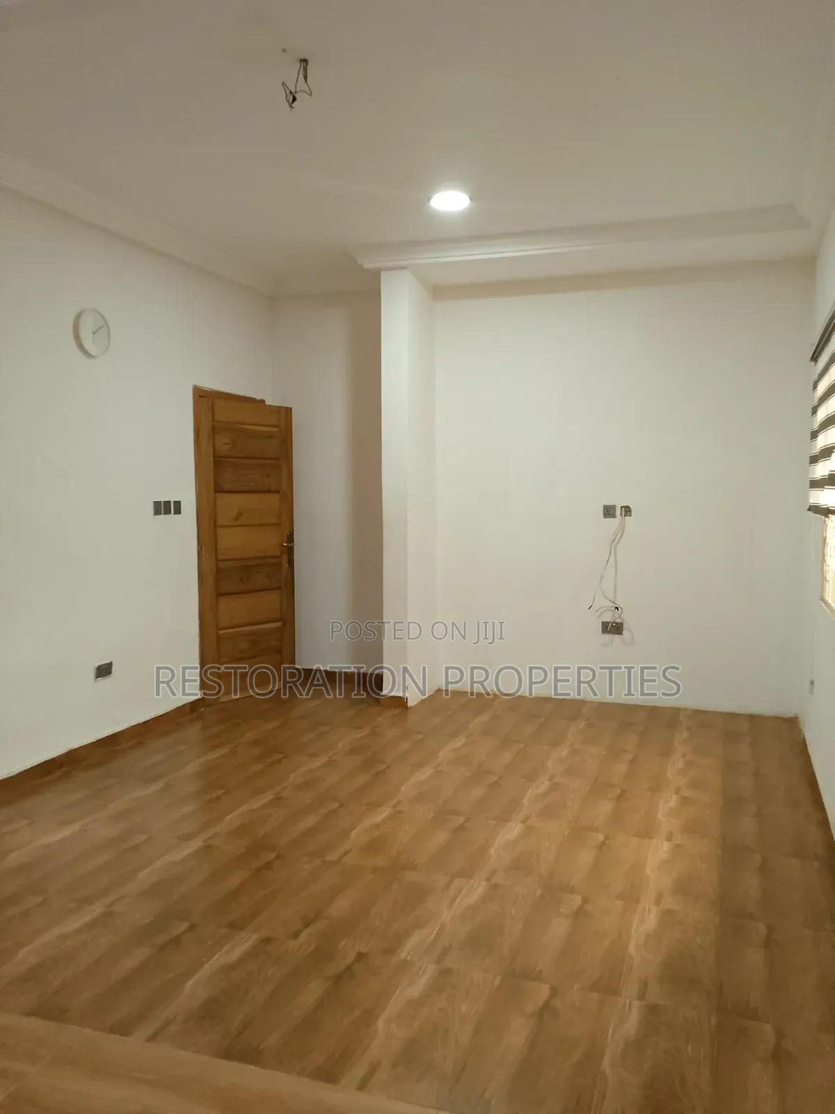 4bdrm House in Lake Side Estate Com for rent