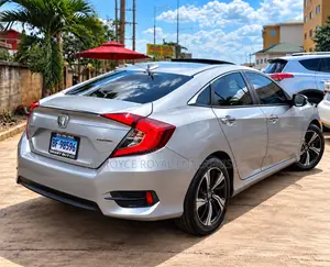 Honda Civic Touring 4dr Sedan (1.5L 4cyl) 2016 Gray