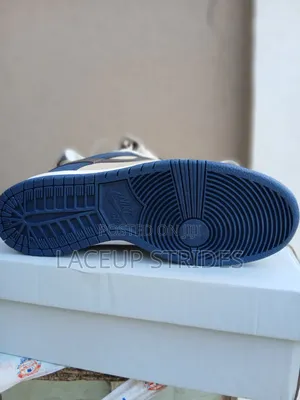 Nike SB Dunk Low