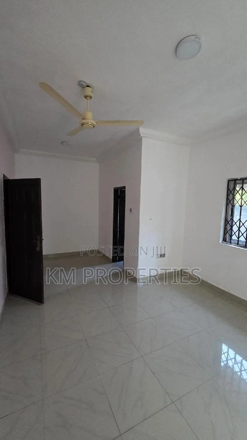 2bdrm Apartment in Haatso for rent